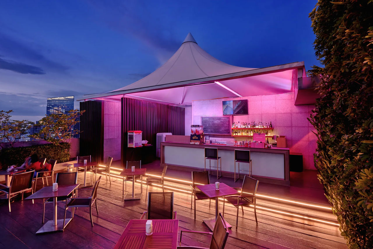 AkaAza Bar rooftop in Silom / Surawong, Bangkok