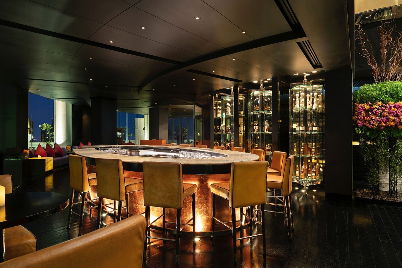 Distil Bar rooftop in Silom / Riverside, Bangkok