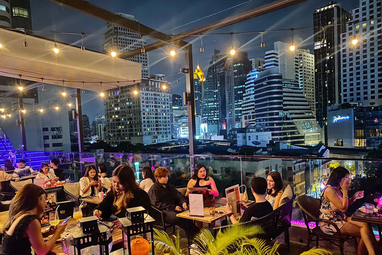 Flashback Rooftop Bar rooftop in Asoke / Phrom Phong, Bangkok