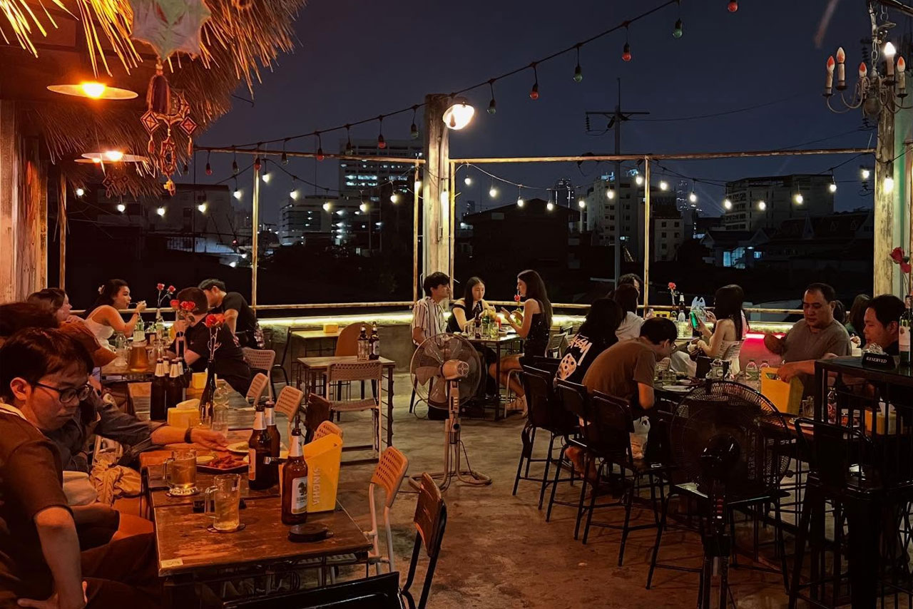 Leelabar rooftop in Old City / Pathum Wan Border, Bangkok