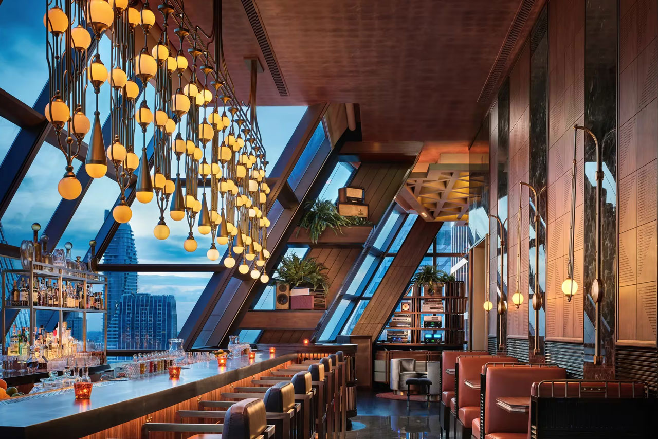 Lennon's rooftop in Ploenchit, Bangkok