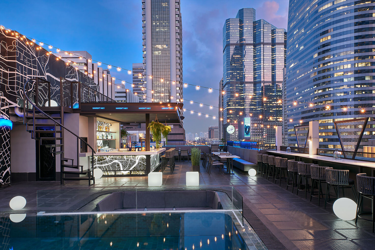 Saxsi Rooftop Restaurant & Bar rooftop bar in Silom, Bangkok