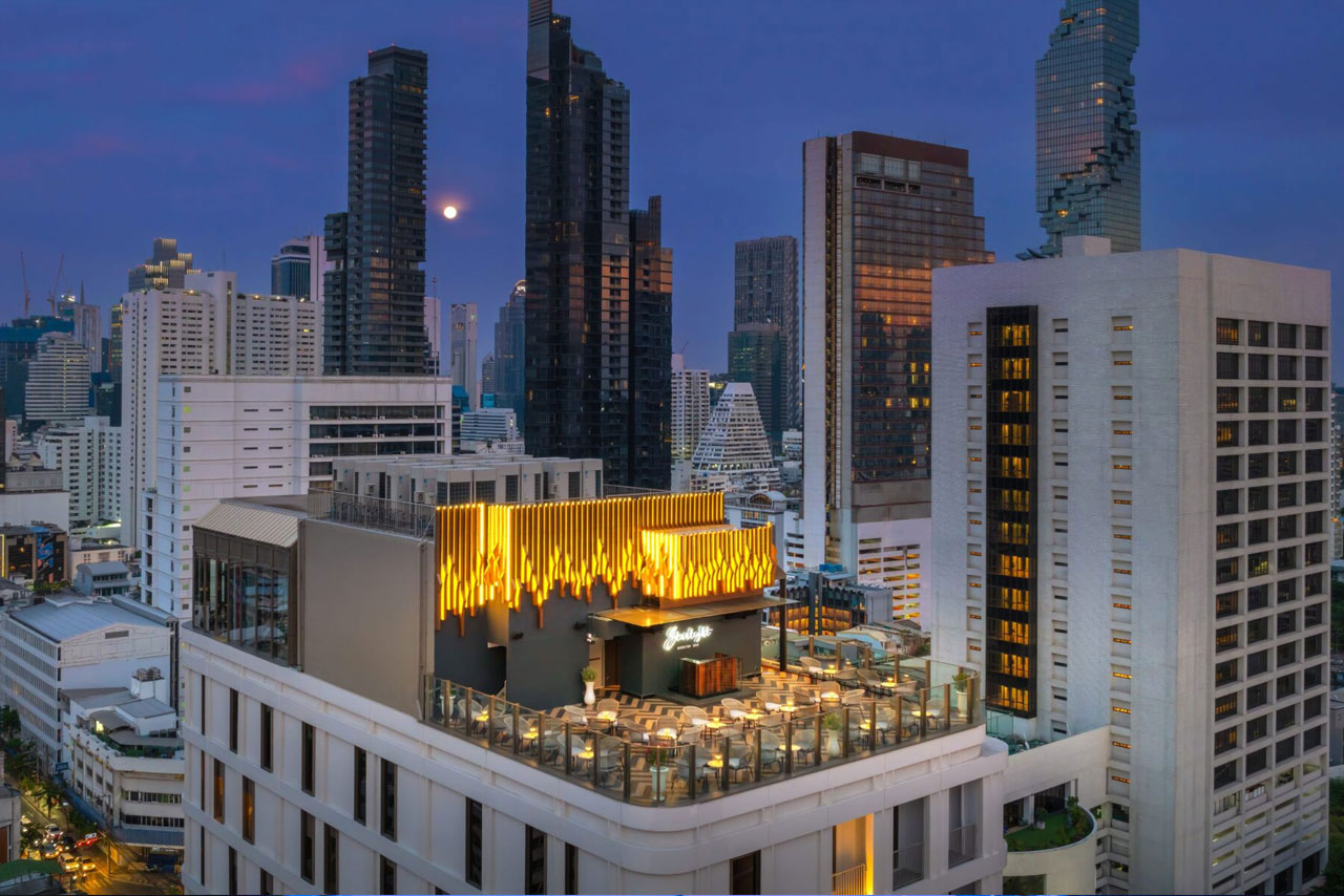Starlight Rooftop Bar rooftop in Surawong / Silom, Bangkok